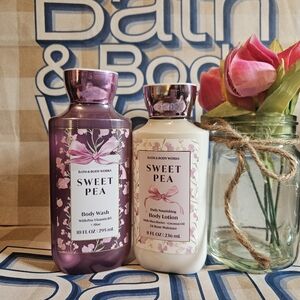 NWT Bath & Body Works Sweet Pea Bodycare Set - Pink & Purple